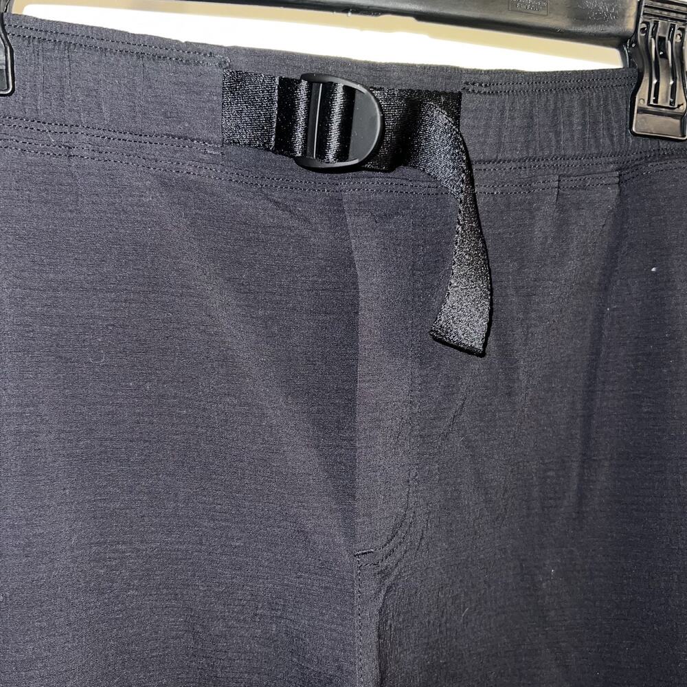 Athleta Hiking Pants Zip Off Legs Nylon Women Black Size 16 Utility Work Cargo - Picture 5 of 10